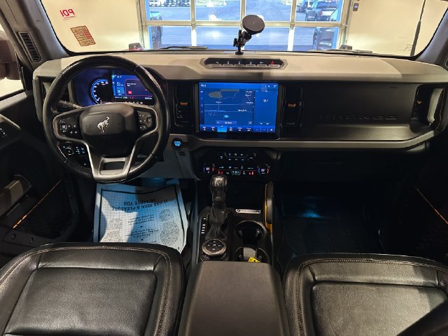 Certified 2023 Ford Bronco Badlands w/ Sasquatch Package AWD/4WD image 9