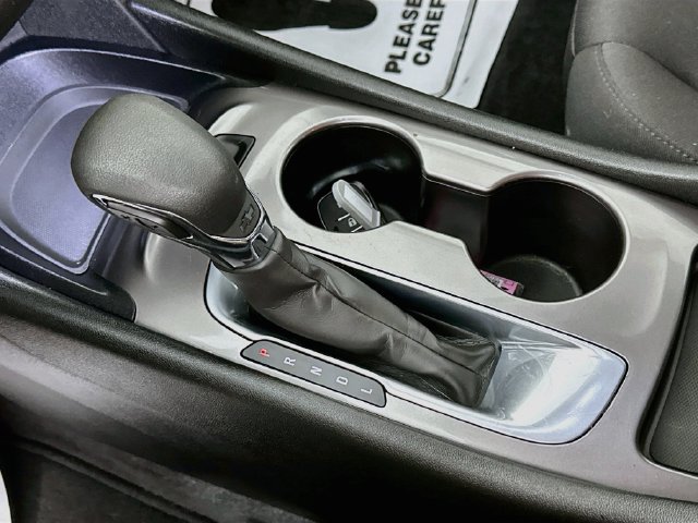 Used 2022 Chevrolet Malibu LS FWD image 21