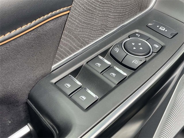 Certified 2024 Ford F350 Platinum w/ FX4 Off-Road Package image 15