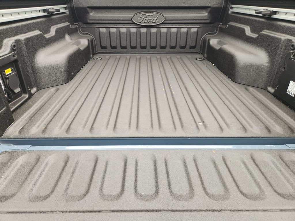 Certified 2025 Ford Maverick Lariat AWD/4WD image 30