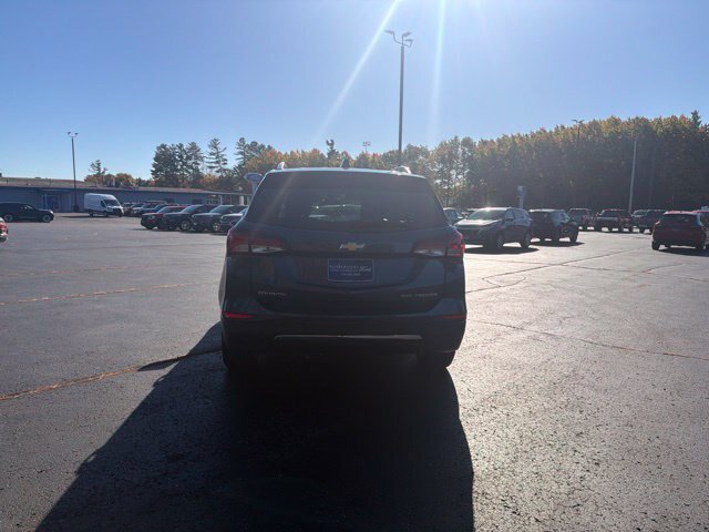 Used 2024 Chevrolet Equinox Premier AWD/4WD image 7