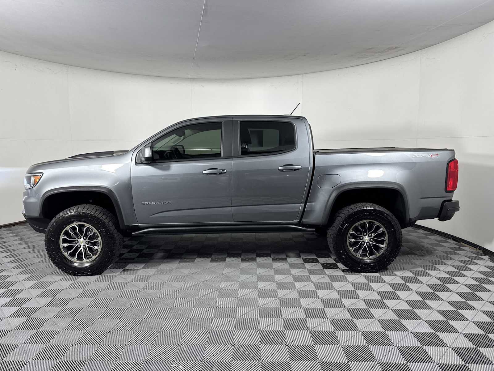 Used 2021 Chevrolet Colorado ZR2 image 2