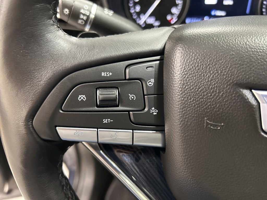 Used 2024 Cadillac XT6 Premium Luxury w/ Technology Package image 16