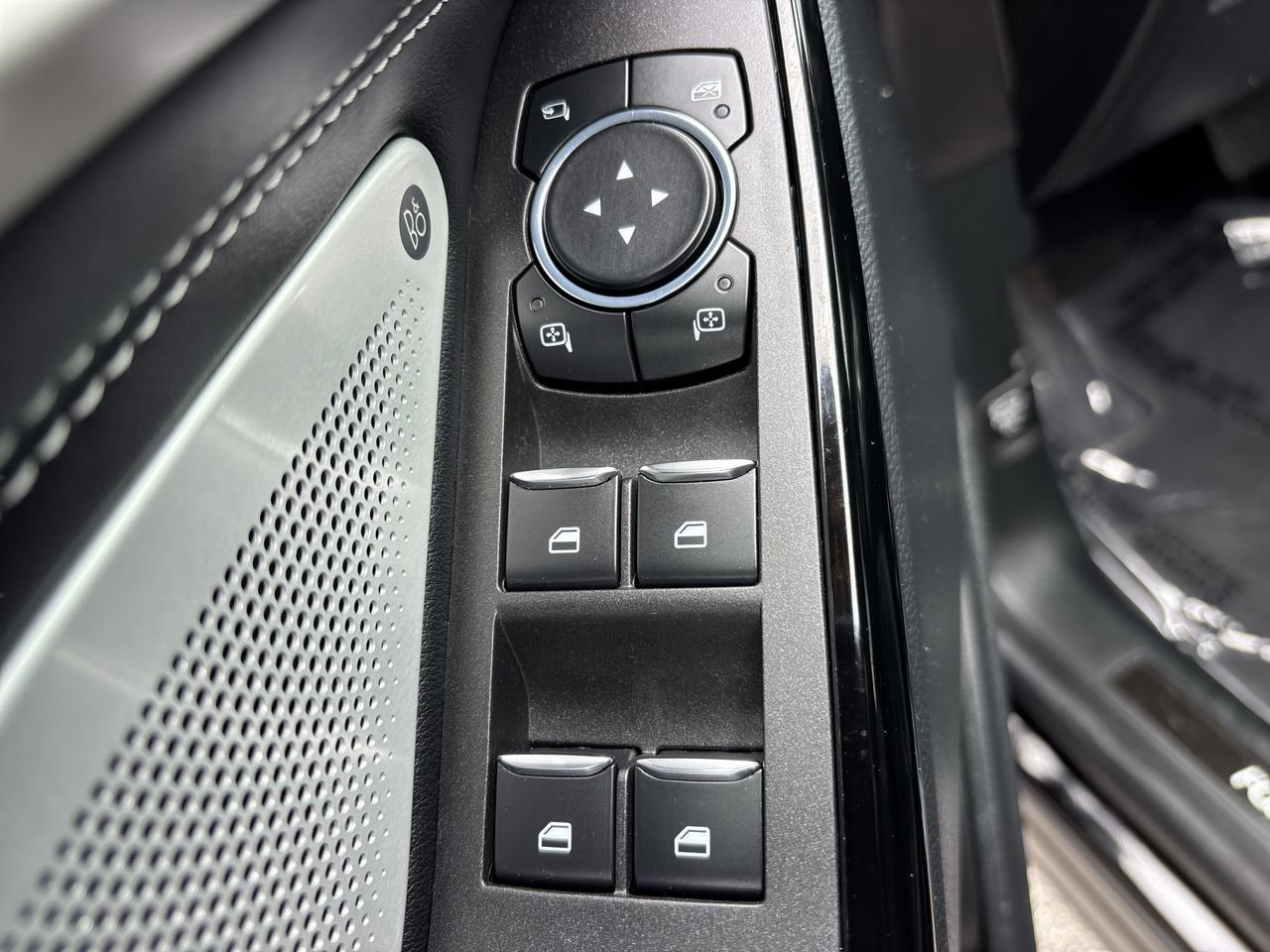 Certified 2023 Ford Explorer ST w/ Equipment Group 401A AWD/4WD image 25