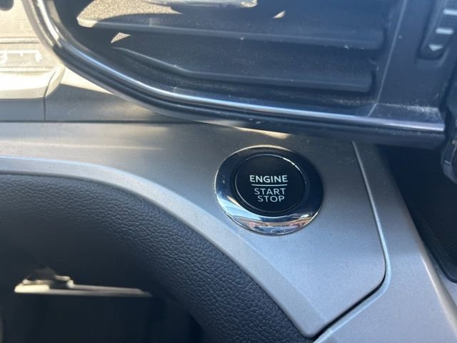 Certified 2022 Ford Explorer XLT w/ Equipment Group 202A image 18