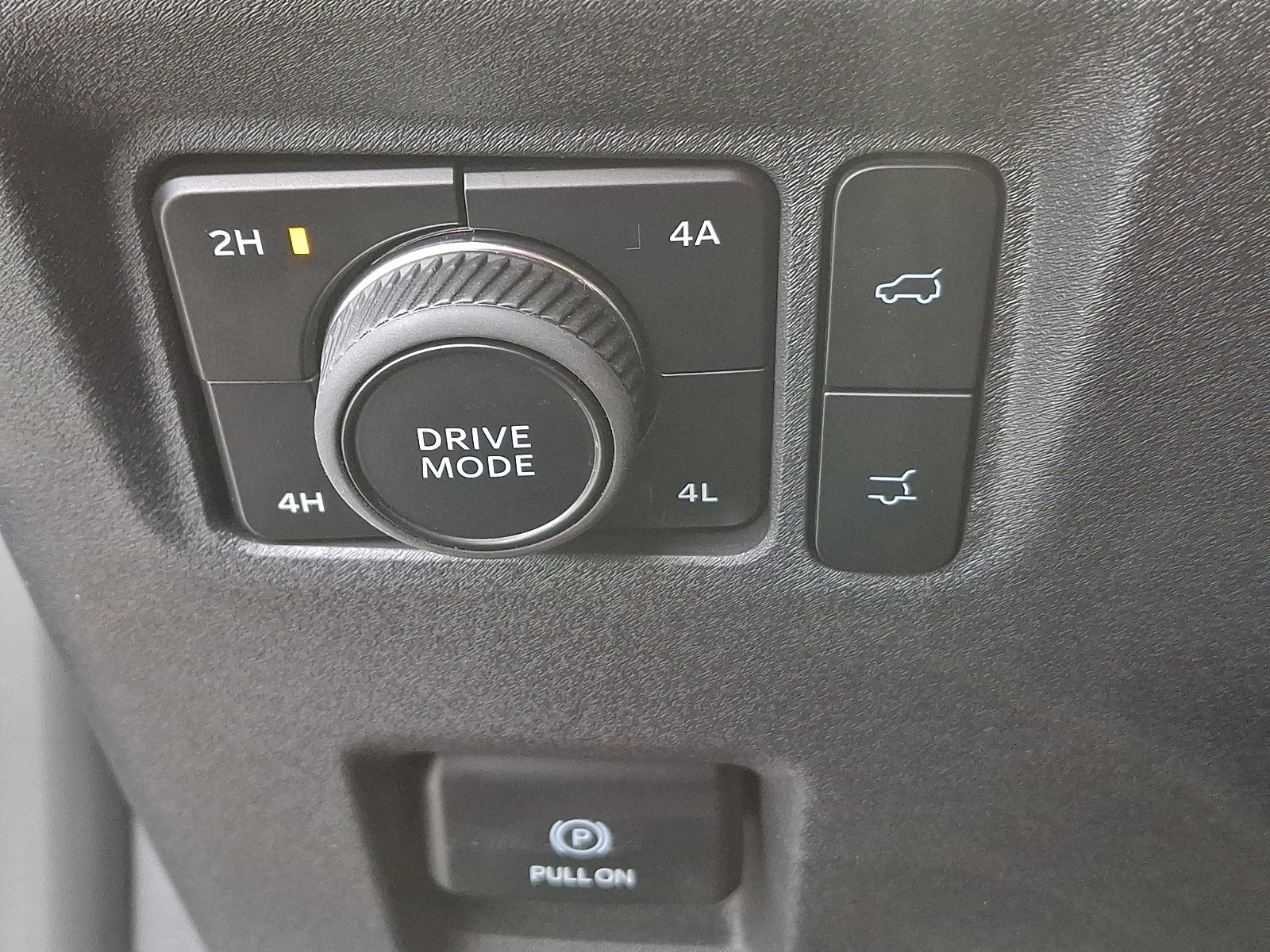 Certified 2025 Ford Expedition Platinum image 23