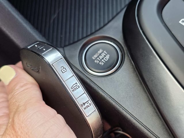 Used 2025 Kia K4 FWD image 19