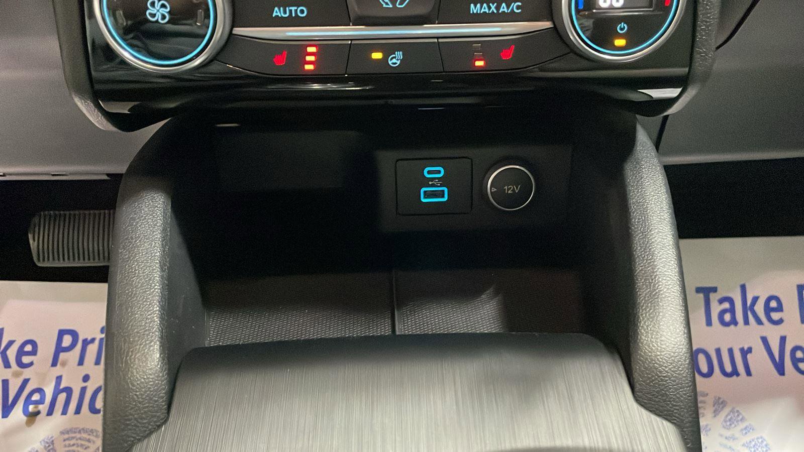 Certified 2021 Ford Escape SE w/ Cold Weather Package image 17