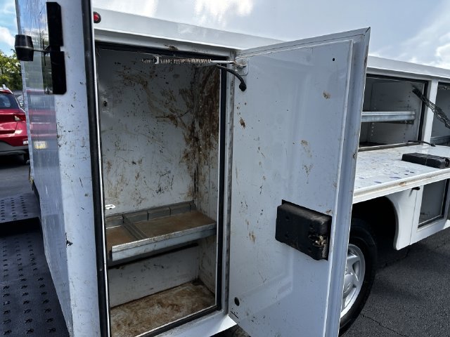 Certified 2022 Ford E-350 and Econoline 350 Super Duty w/ Power Windows & Locks Group RWD image 31