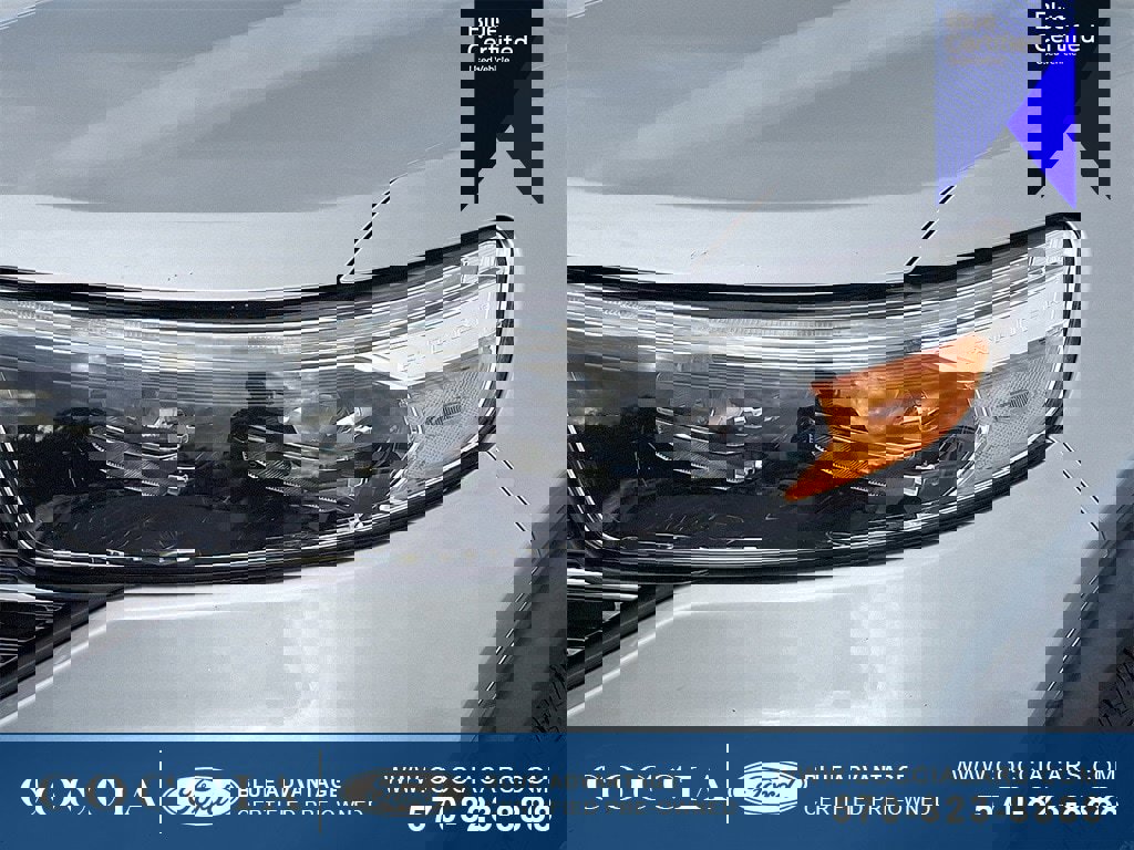 Certified 2021 Ford Explorer XLT w/ Equipment Group 202A image 9