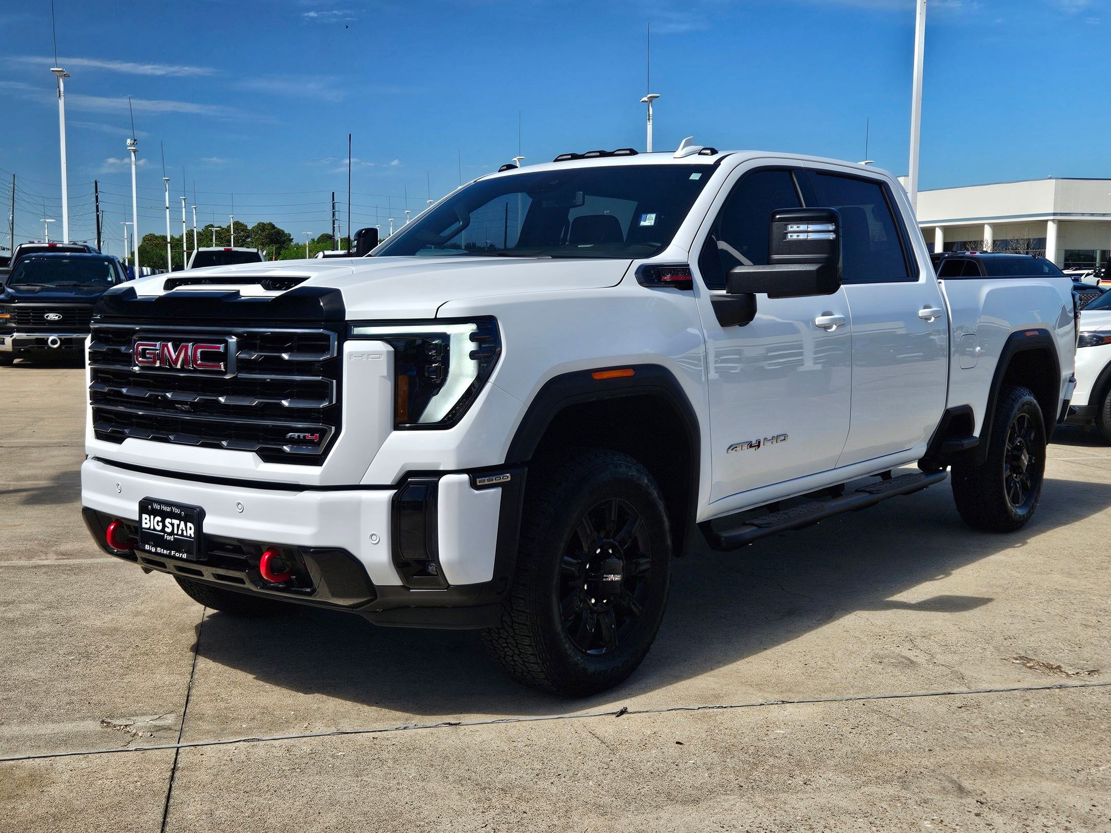 Used 2025 GMC Sierra 2500 AT4 AWD/4WD image 10