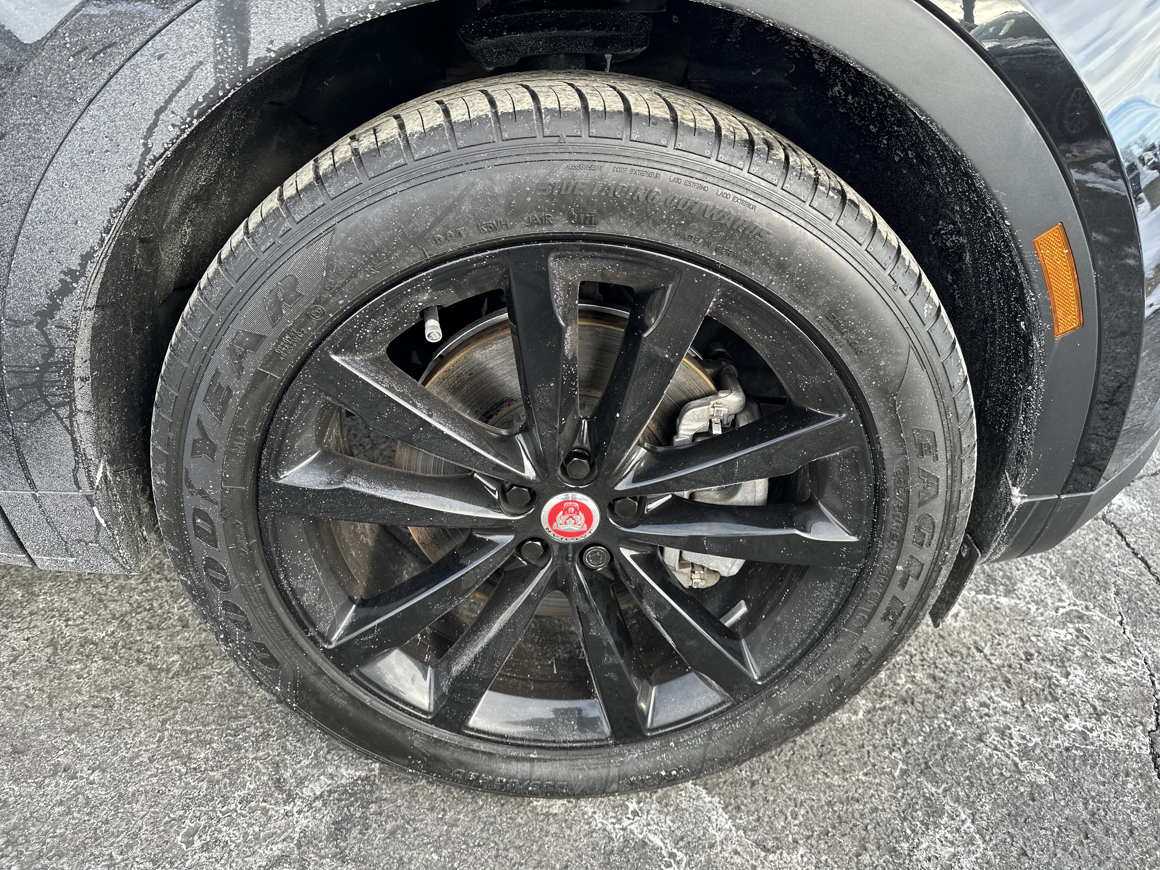 Used 2022 Jaguar E-PACE SE image 13