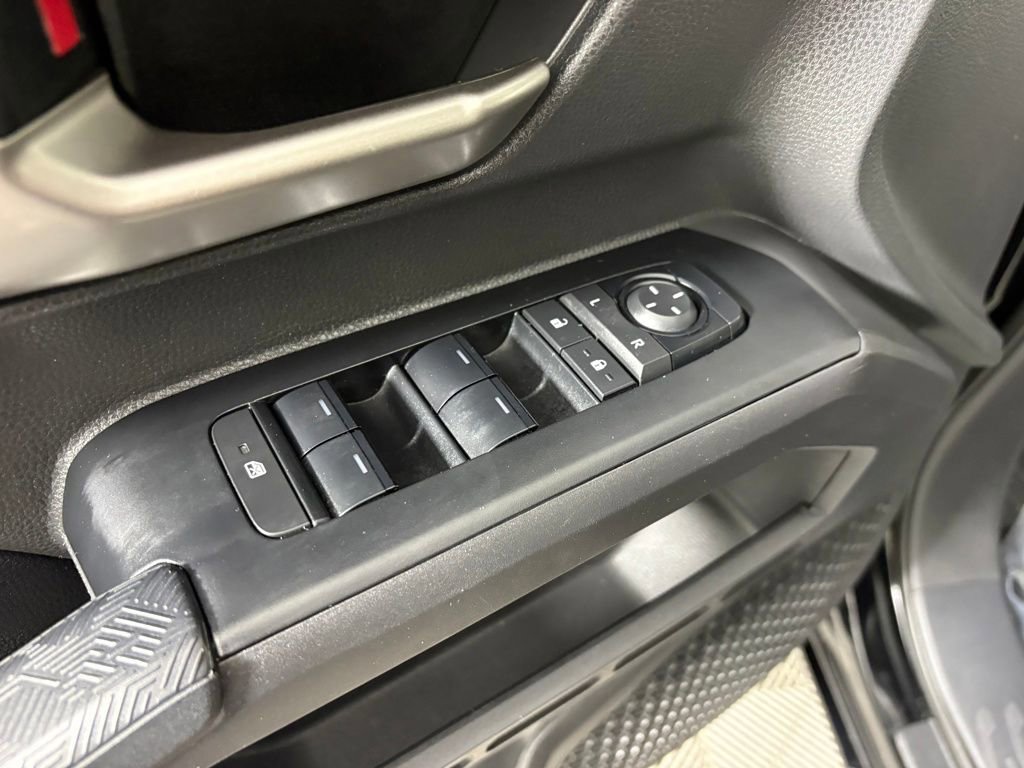 Used 2024 Toyota Tacoma TRD Sport AWD/4WD image 12