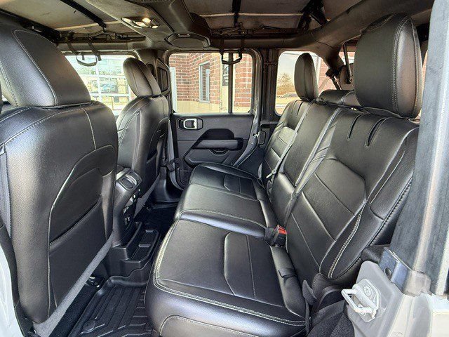 Used 2021 Jeep Wrangler Unlimited Sahara w/ Cold Weather Group AWD/4WD image 13