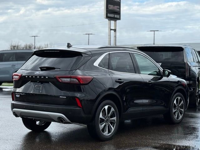 Certified 2024 Ford Escape Platinum image 41