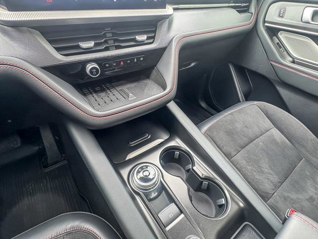 Certified 2025 Ford Explorer ST image 26