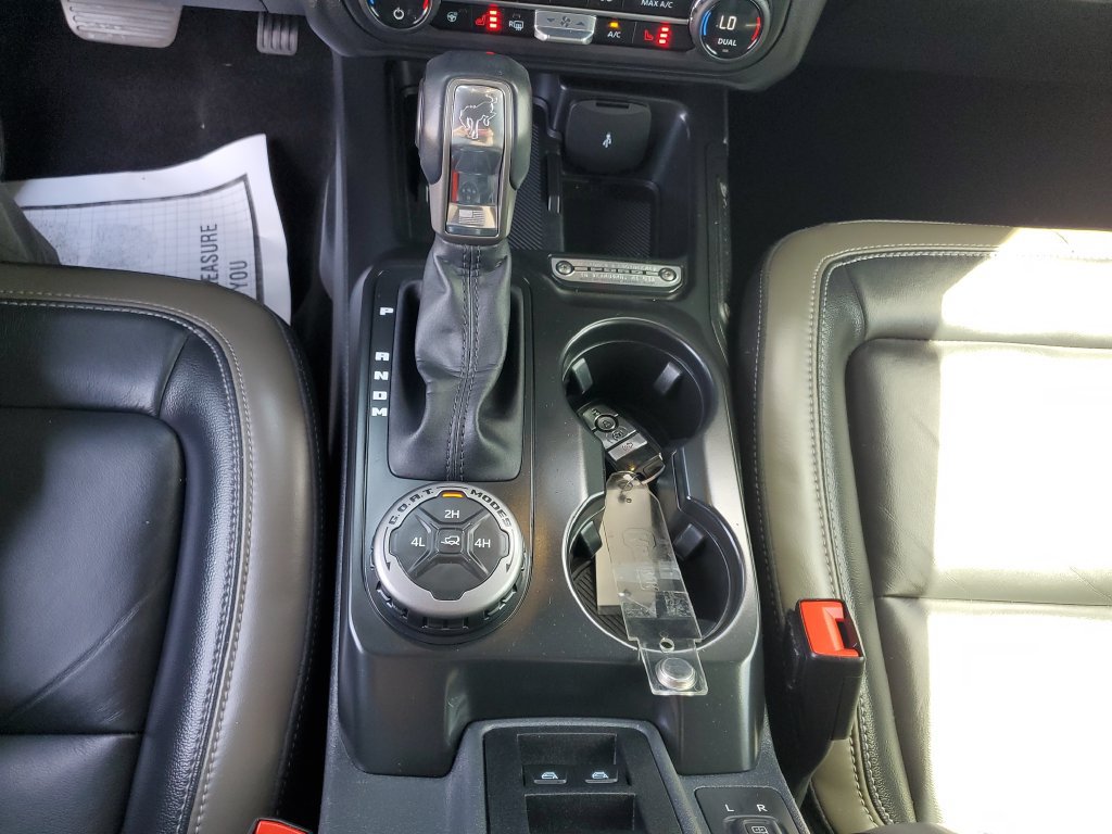 Certified 2025 Ford Bronco Outer Banks AWD/4WD image 33