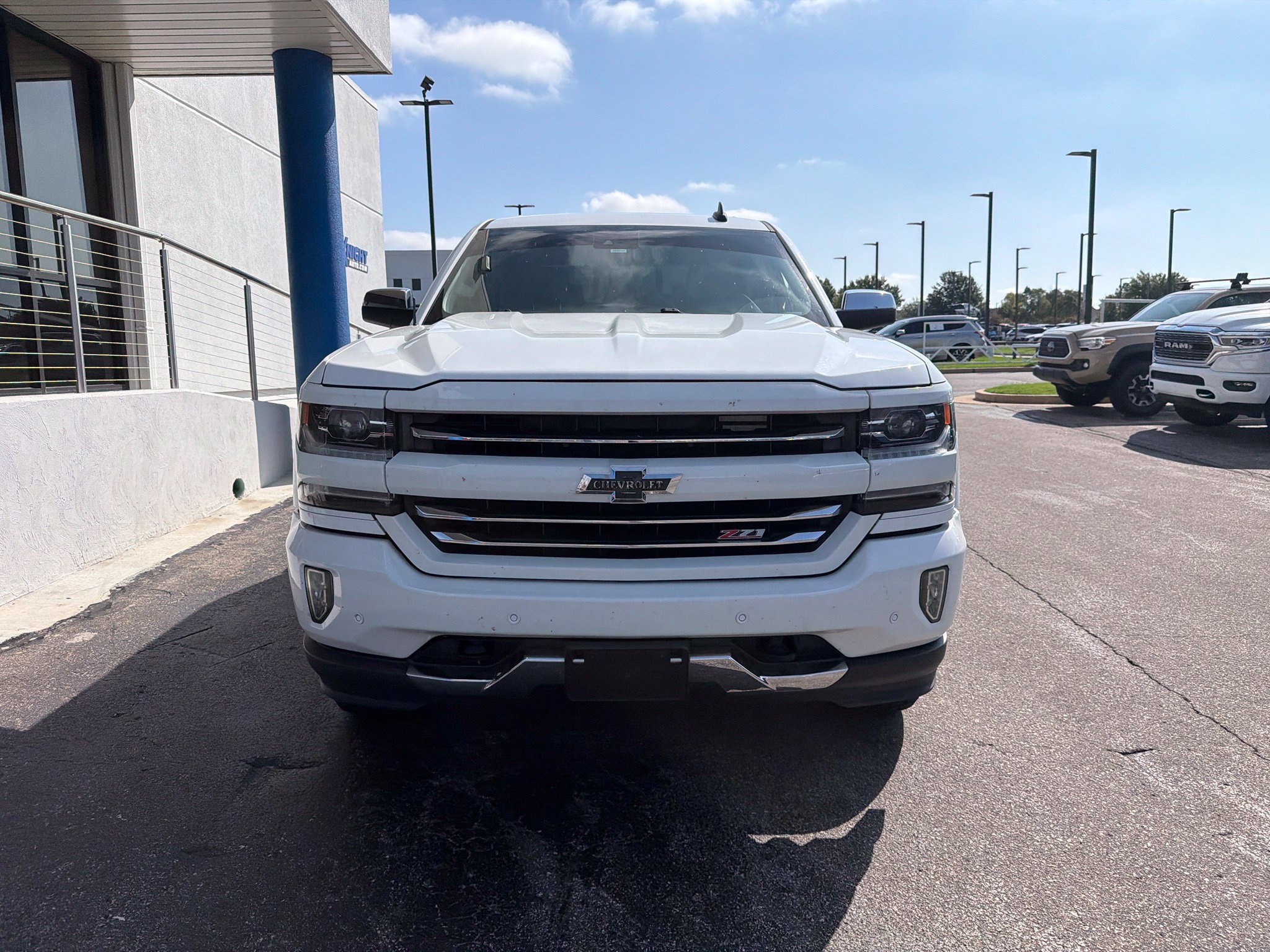 Used 2018 Chevrolet Silverado 1500 LTZ Z71 w/ LTZ Plus Package AWD/4WD image 3