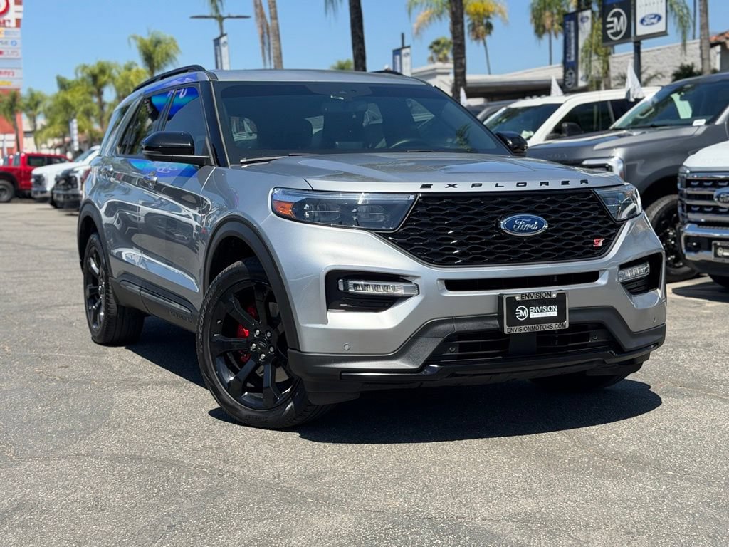 Certified 2023 Ford Explorer ST w/ Equipment Group 401A AWD/4WD image 3