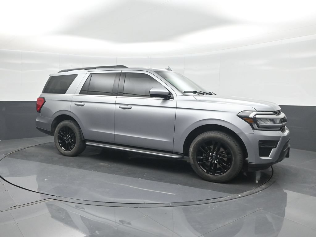 Certified 2022 Ford Expedition XLT RWD image 11