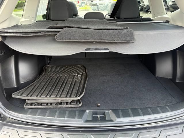 Used 2019 Subaru Forester Premium AWD/4WD image 31