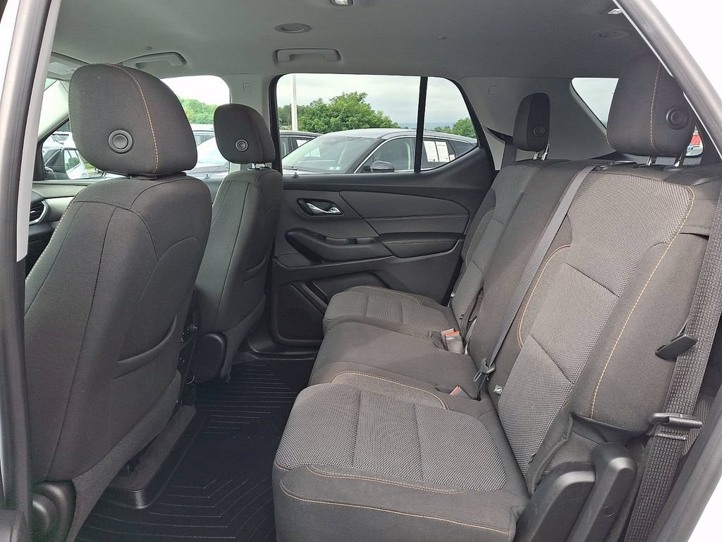Used 2018 Chevrolet Traverse LS AWD/4WD image 11
