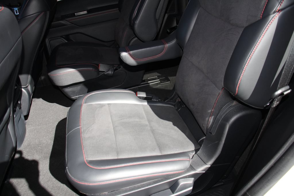 Certified 2025 Ford Explorer ST w/ Sun And Sound Package AWD/4WD image 20
