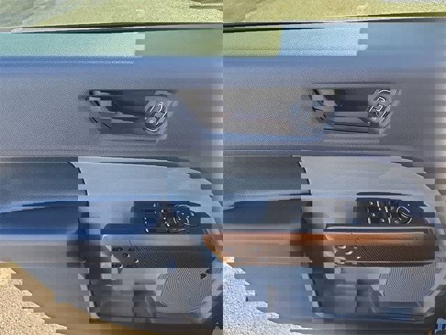 Certified 2023 Ford Maverick Lariat w/ Lariat Luxury Package image 13