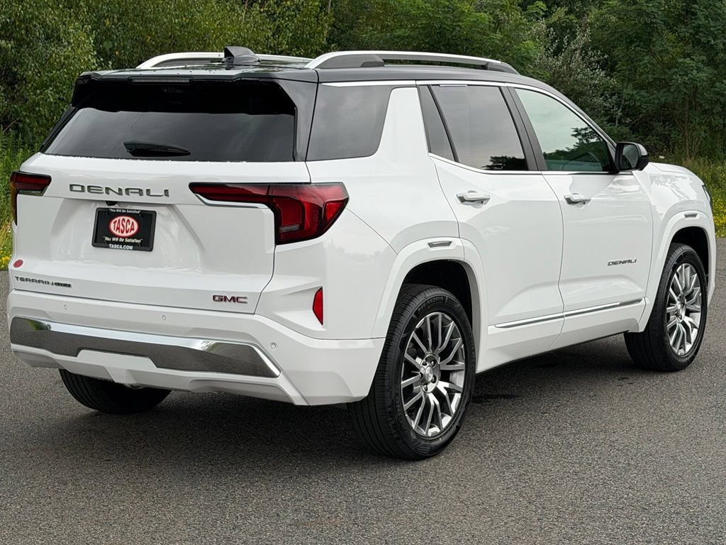 Used 2026 GMC Terrain Denali AWD/4WD image 29