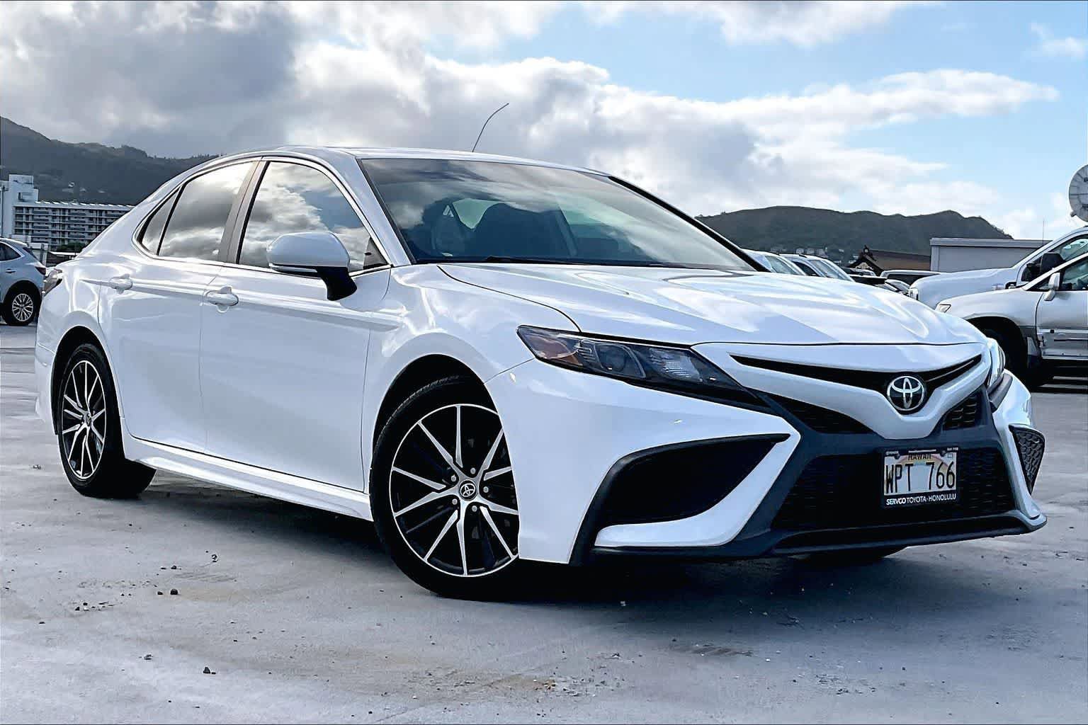 Used 2022 Toyota Camry SE FWD image 21