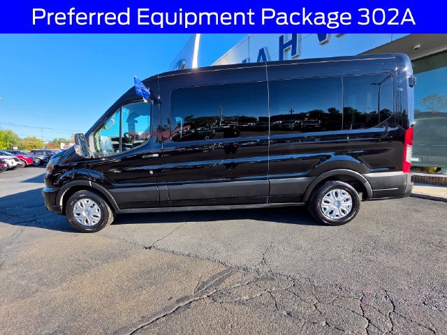 Certified 2025 Ford Transit 350 XLT RWD image 4