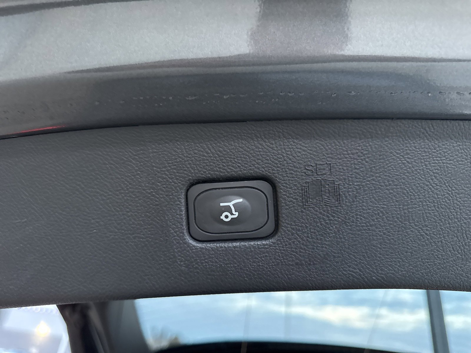 Certified 2024 Ford Edge SEL w/ Convenience Package image 37