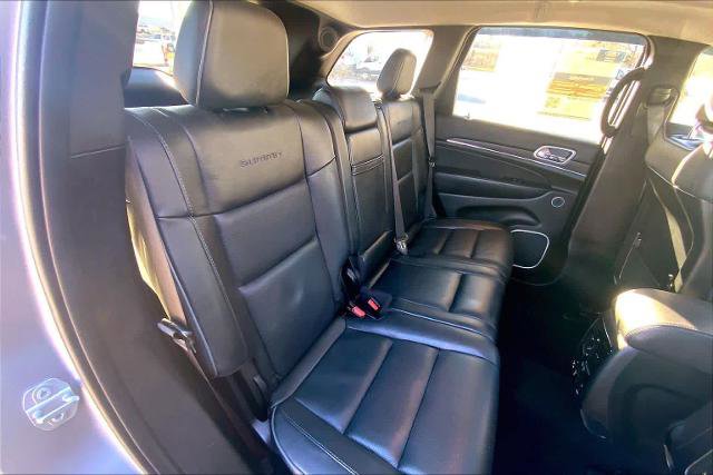 Used 2020 Jeep Grand Cherokee Summit w/ Platinum Series Group image 38