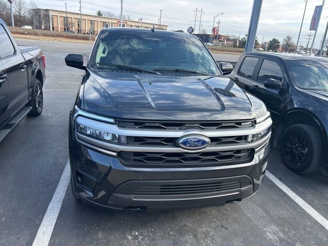 Certified 2023 Ford Expedition Max XLT image 12