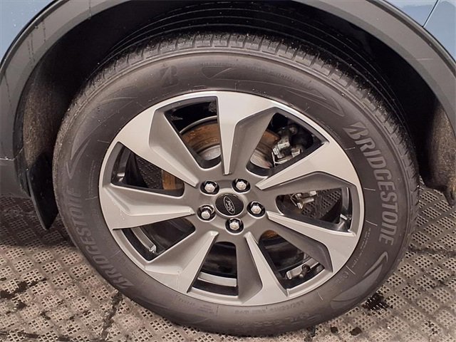 Certified 2023 Ford Escape Platinum w/ Premium Technology Package image 31