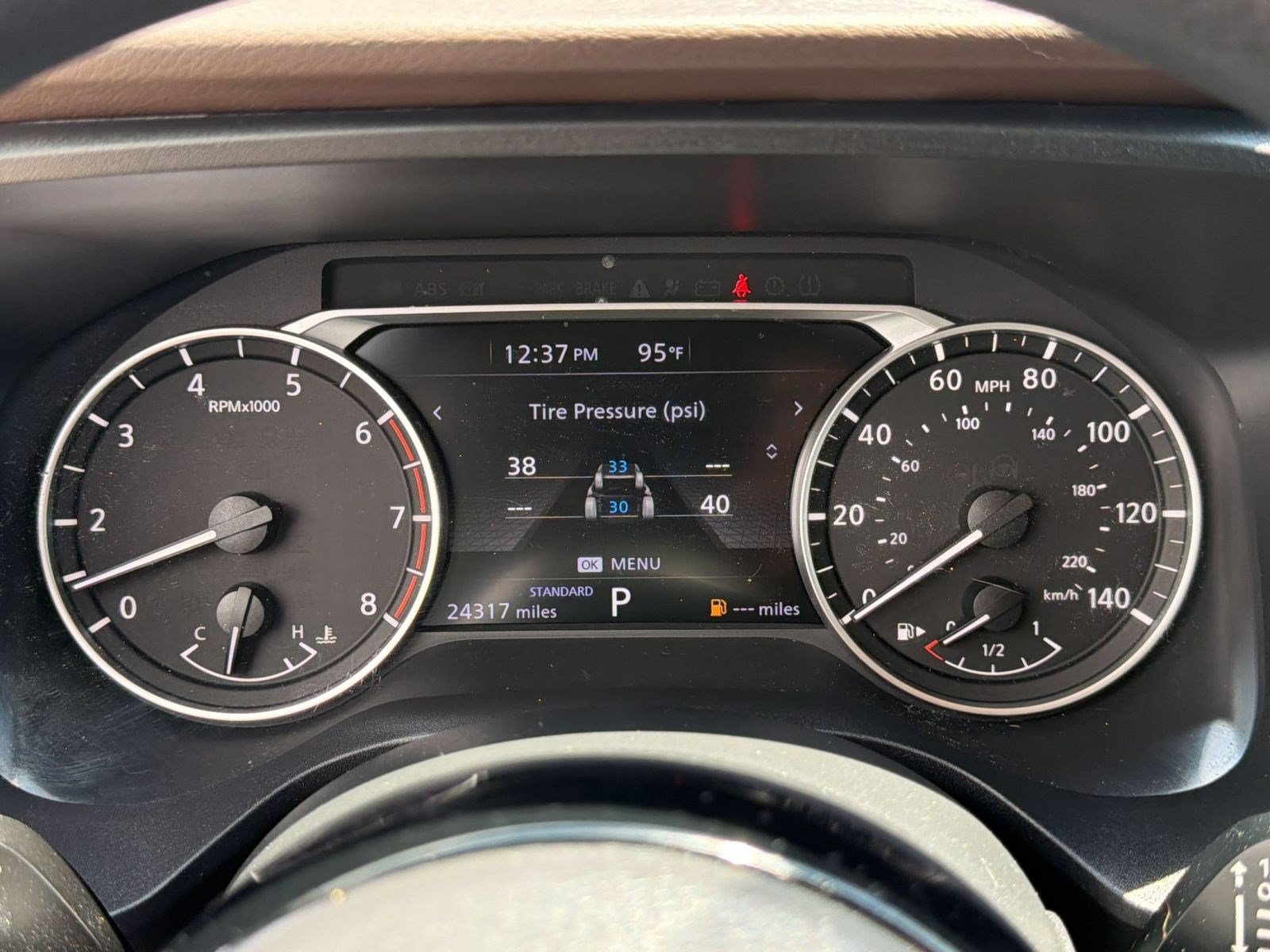Used 2023 Nissan Rogue SV FWD image 21