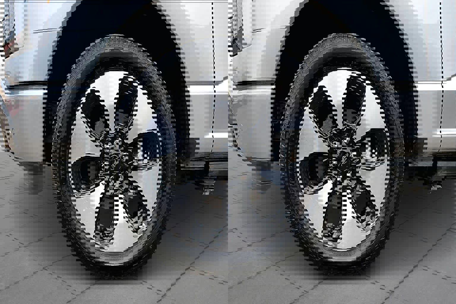 Certified 2025 Ford F150 Lightning Platinum image 13