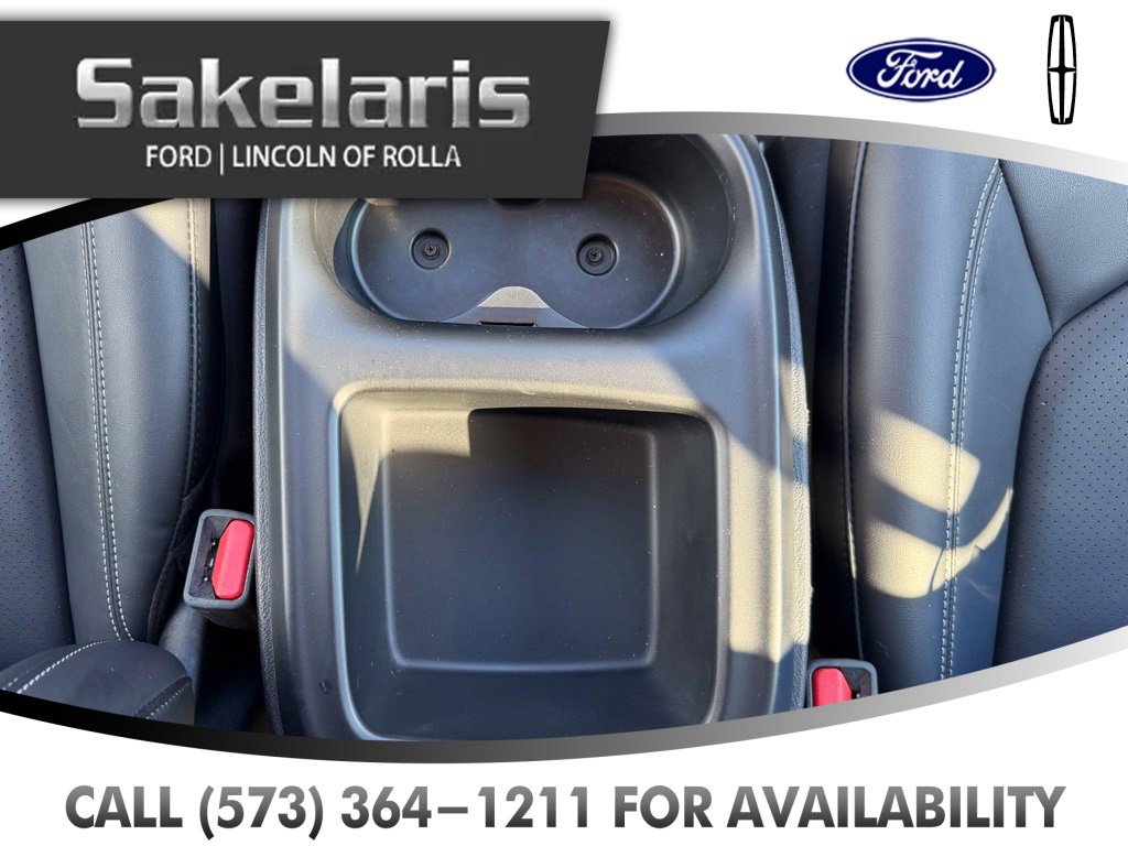 Used 2025 Chrysler Pacifica Select FWD image 30