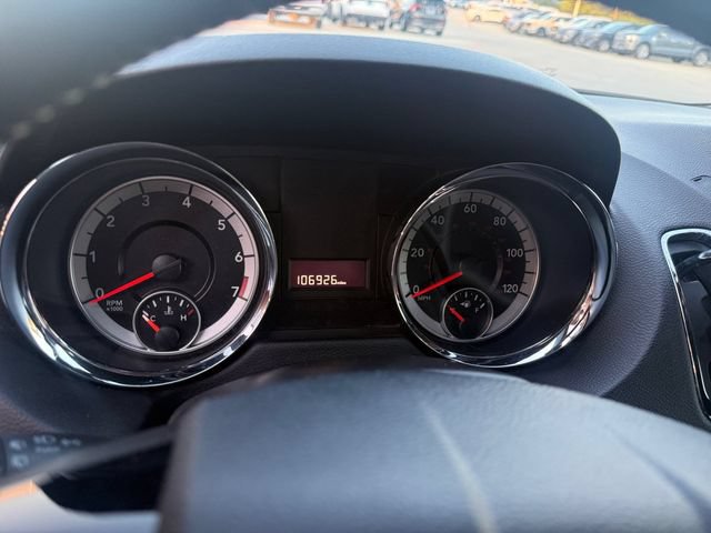Used 2017 Dodge Grand Caravan SXT FWD image 12