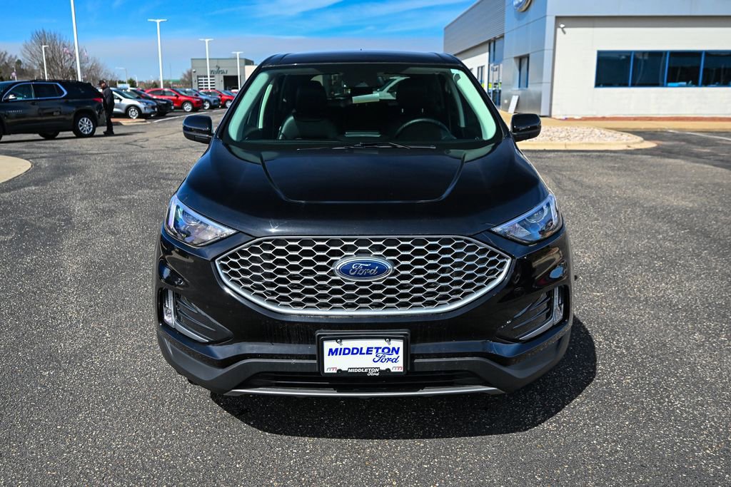 Certified 2024 Ford Edge SEL w/ Convenience Package AWD/4WD image 12