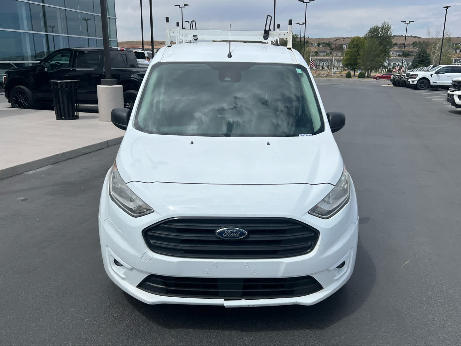 Certified 2019 Ford Transit Connect XLT FWD image 3