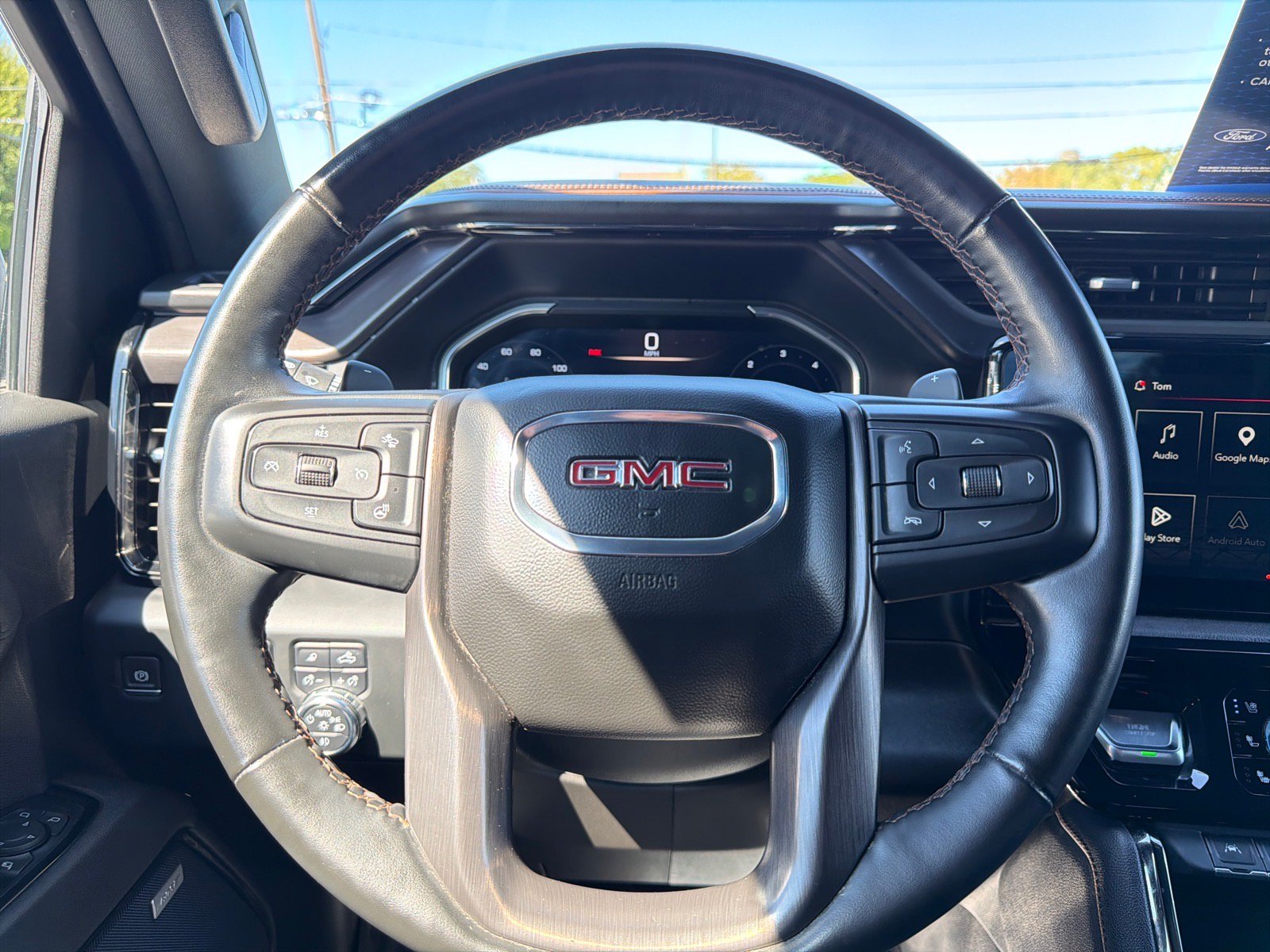 Used 2023 GMC Sierra 1500 AT4 w/ Technology Package AWD/4WD image 23
