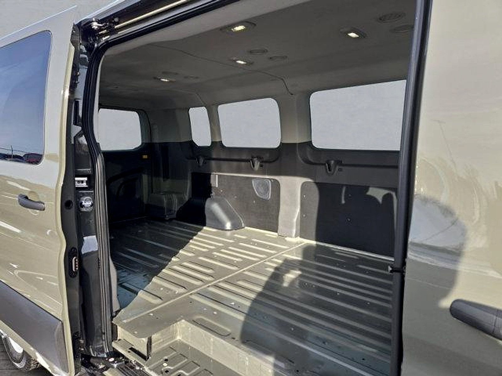 Certified 2026 Ford Transit 350 XL AWD/4WD image 22