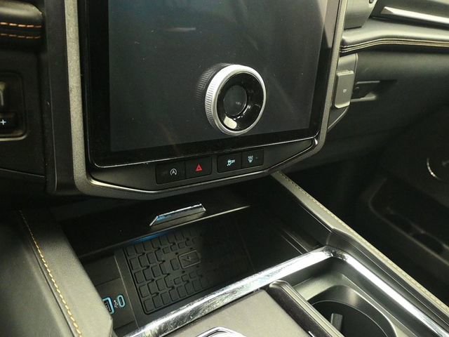 Certified 2023 Ford Expedition Platinum image 18