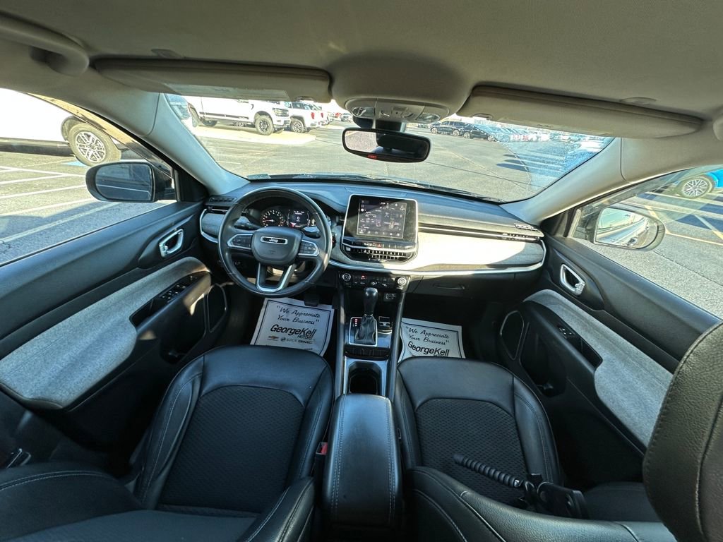 Used 2022 Jeep Compass Latitude image 5
