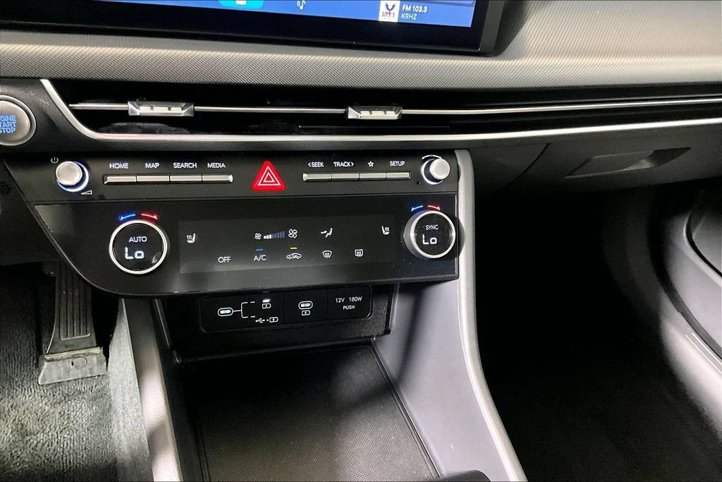 Used 2025 Hyundai Sonata SEL FWD image 25