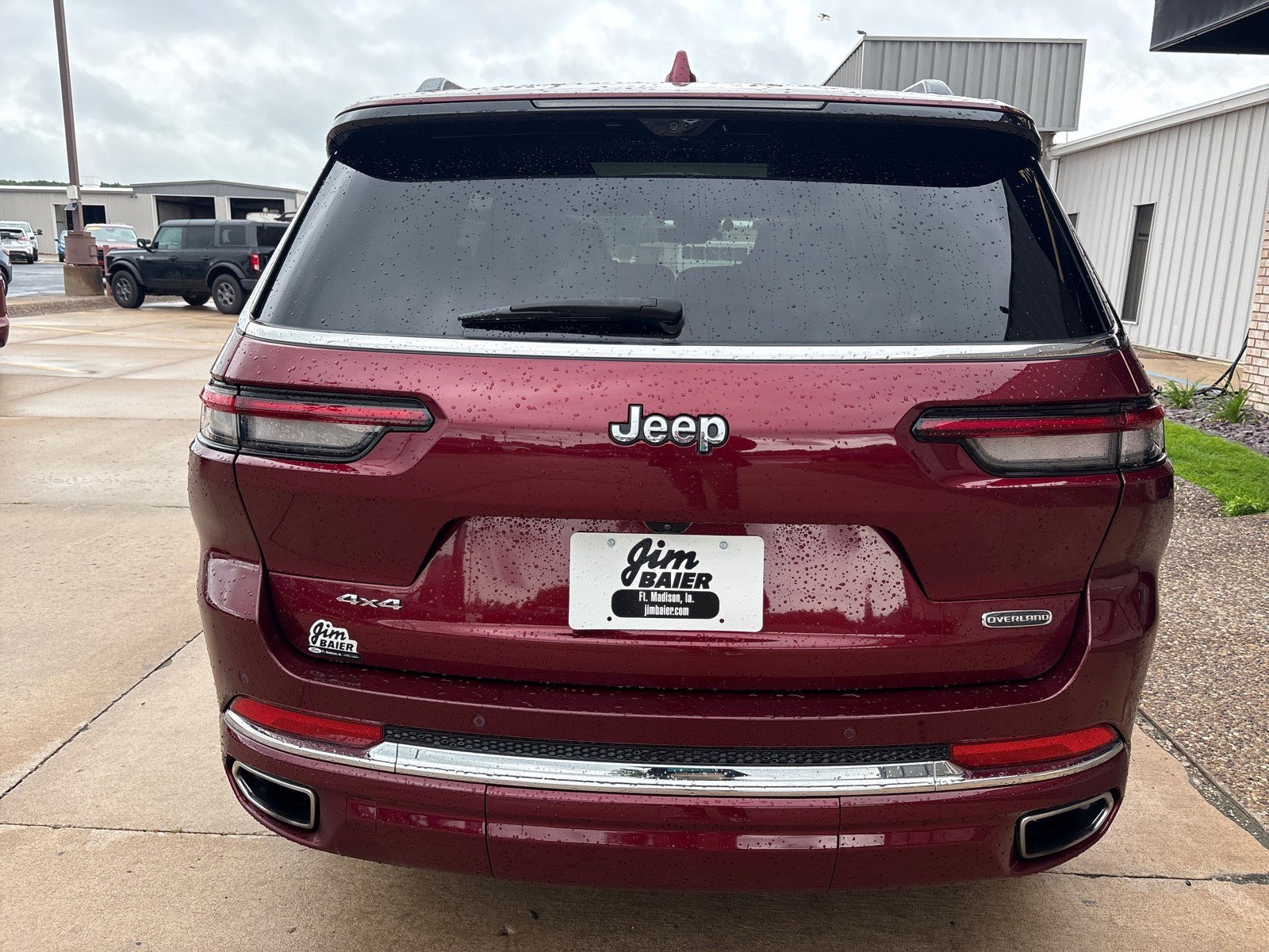 Used 2023 Jeep Grand Cherokee L Overland w/ Luxury Tech Group IV AWD/4WD image 12