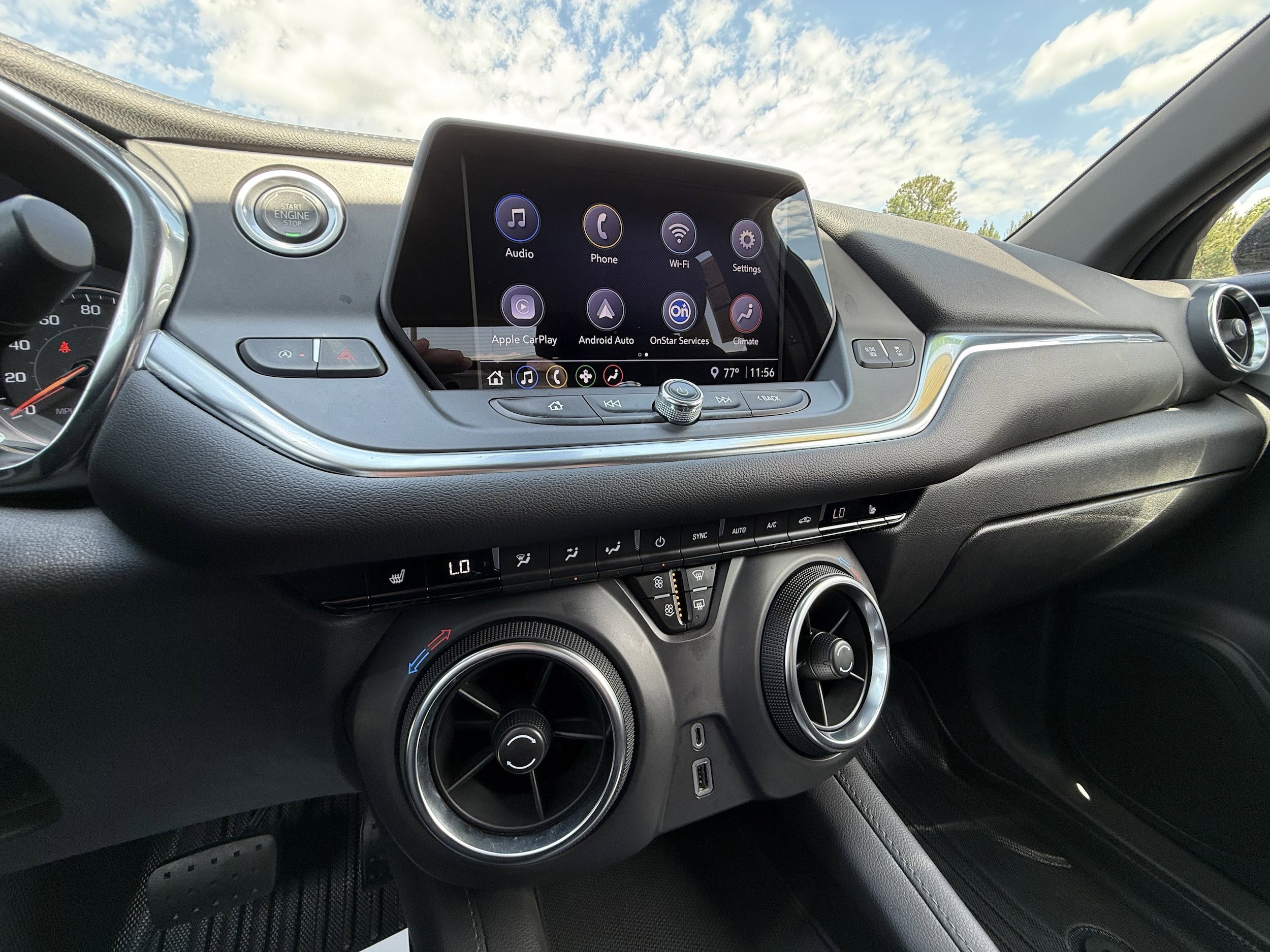 Used 2021 Chevrolet Blazer LT FWD image 17
