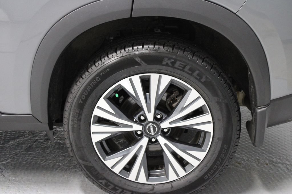 Used 2023 Nissan Rogue SV w/ SV Premium B Package AWD/4WD image 18
