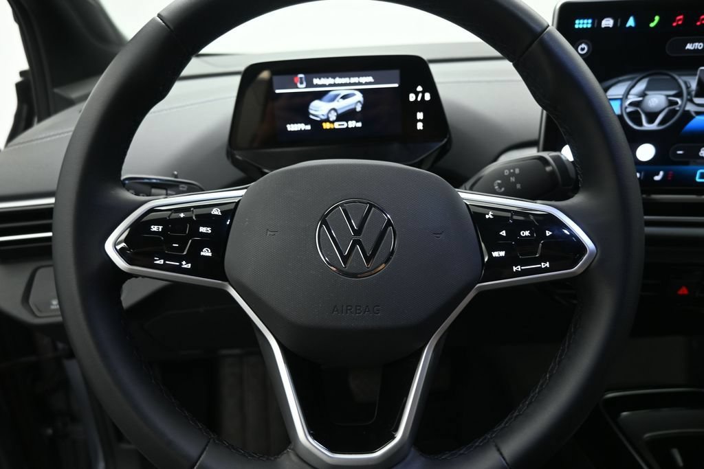 Used 2025 Volkswagen ID.4 Pro RWD image 11
